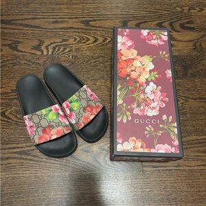 Gucci floral sandals